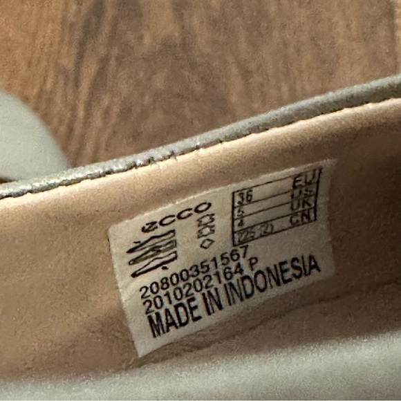 ECCO Anine Ballerina Shoe Danish Design metallic ballet flat US 5 EU 36 - Picture 7 of 8